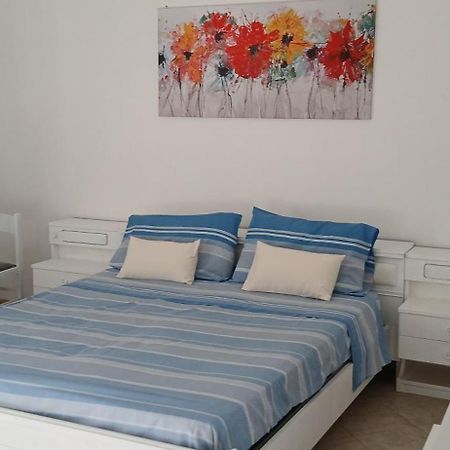 Casa Rosellina Piano Primo Apartment Чефалу Екстериор снимка