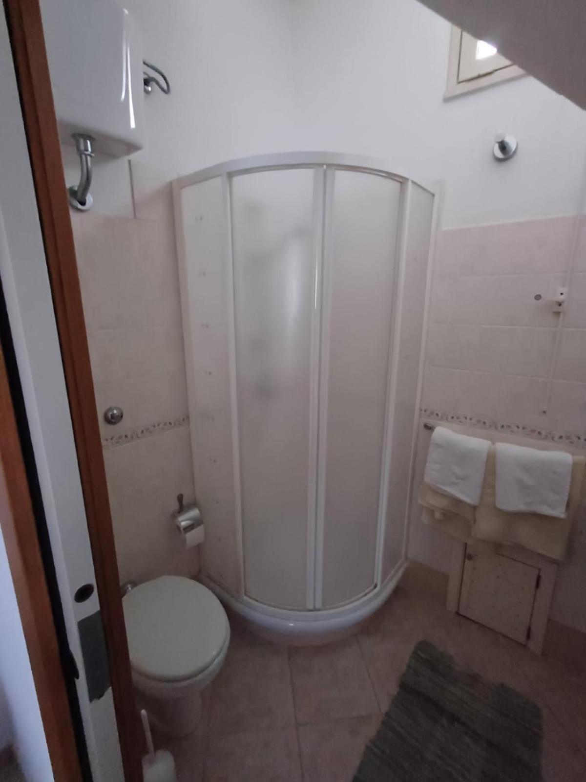 Casa Rosellina Piano Primo Apartment Чефалу Екстериор снимка